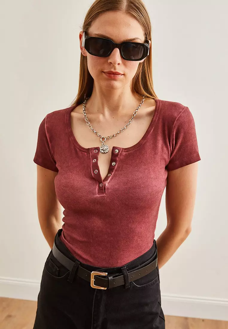 Women's Snap-On Camisole T-shirt BLZ-19000171