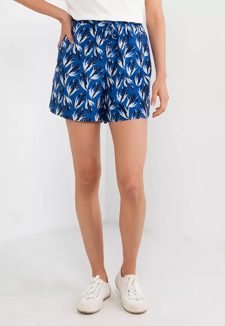 White tommy hotsell shorts