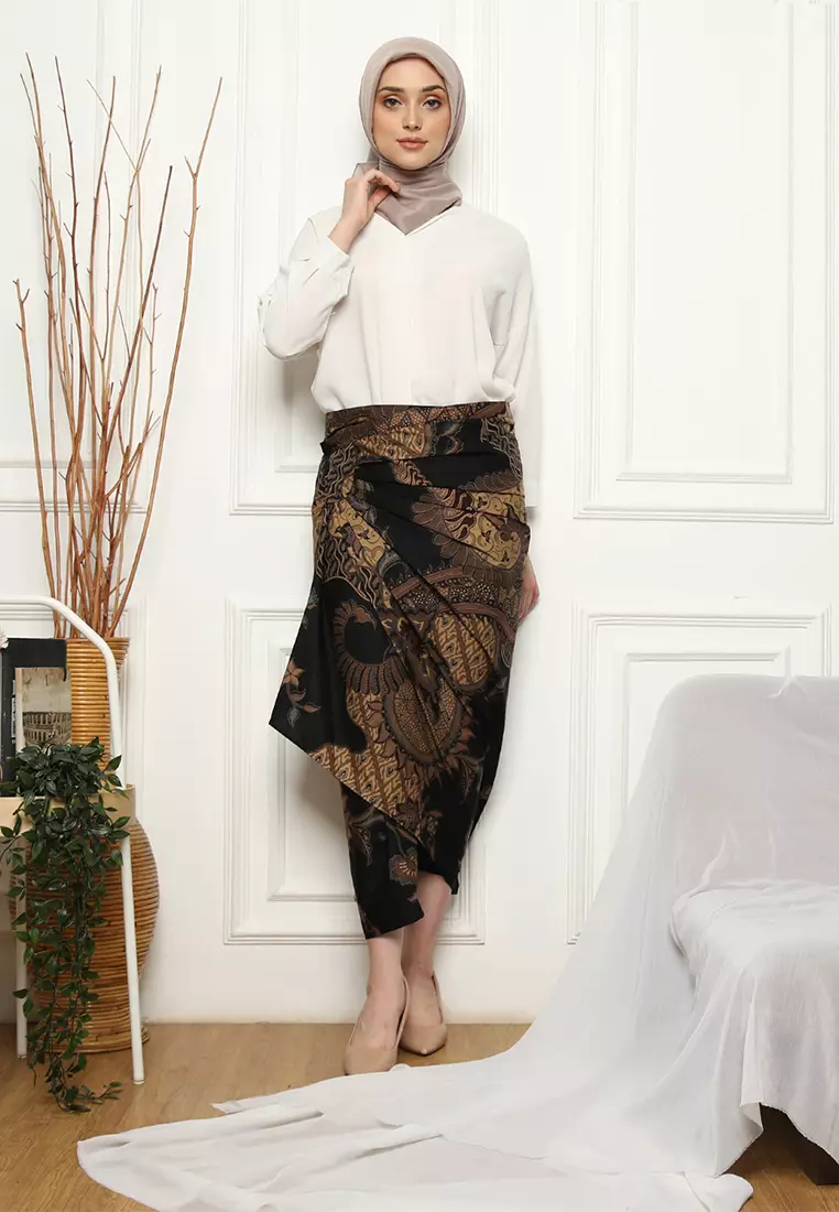 Enzy Batik Rok Lilit Ruffler Nararya - Black