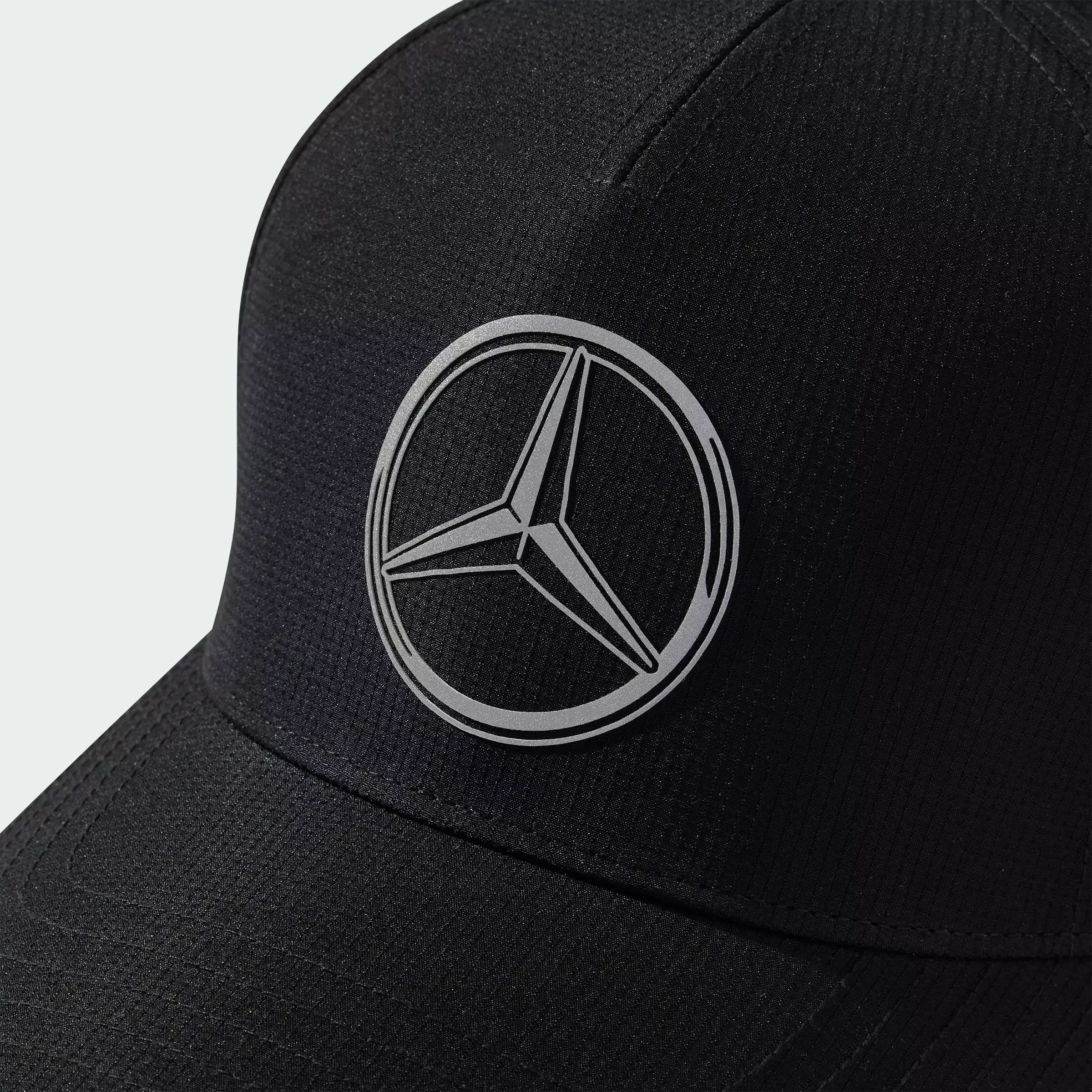 Motorsport MERCEDES - AMG PETRONAS FORMULA ONE TEAM MECHANICS CLIMACOOL TRUCKER CAP Unisex Black JX1419
