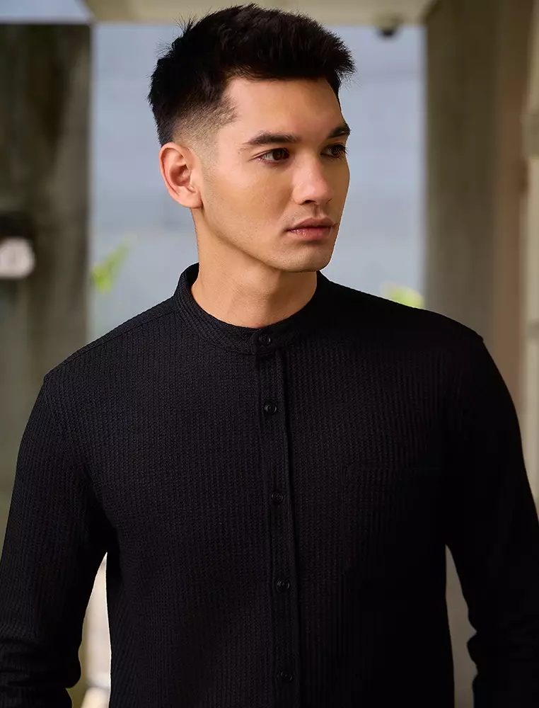 OXCON kemeja Tangan Panjang Waffle Kerah Collarless Hitam