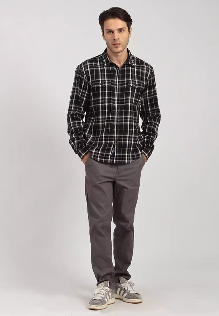Kemeja Flanel Motif Kotak-Kotak Lengan Panjang E049J01