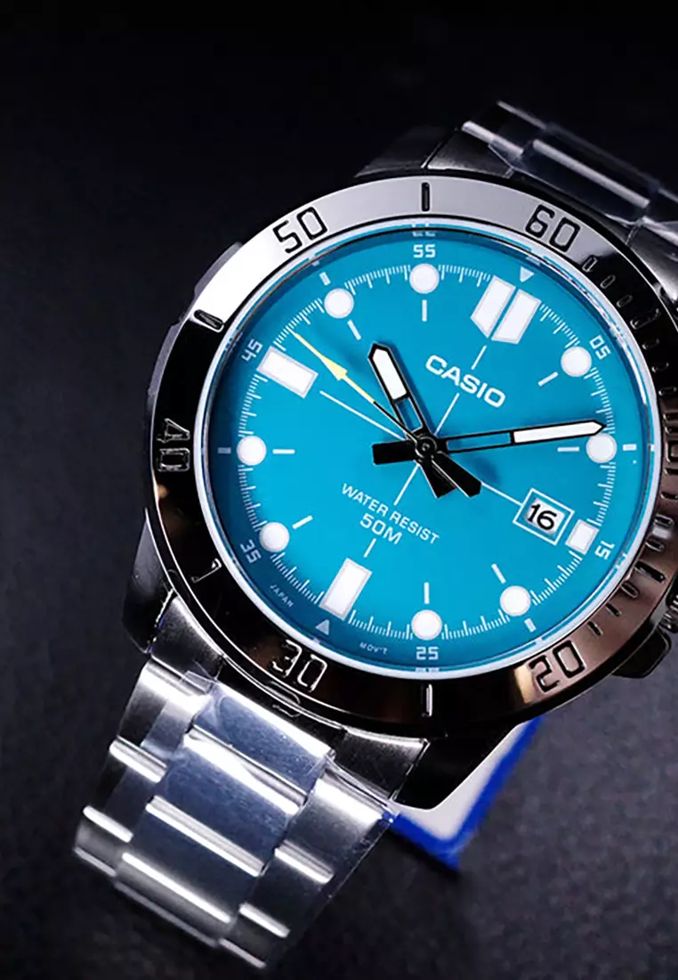 Men Analog Watch MTP-VD01D-3E2V Silver Stainless Steel Strap