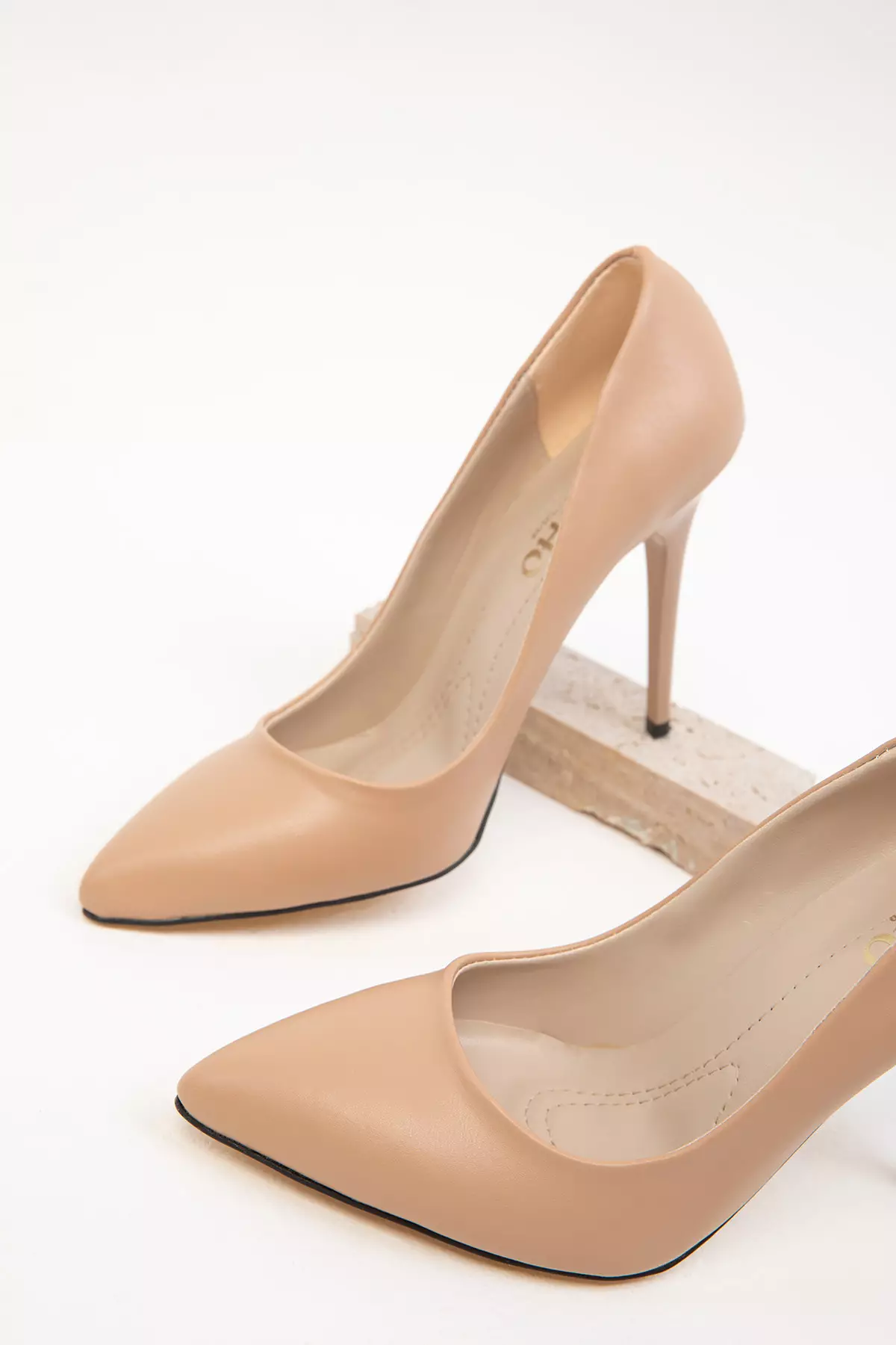Nude Classic Women's Heeled Shoes - 19720