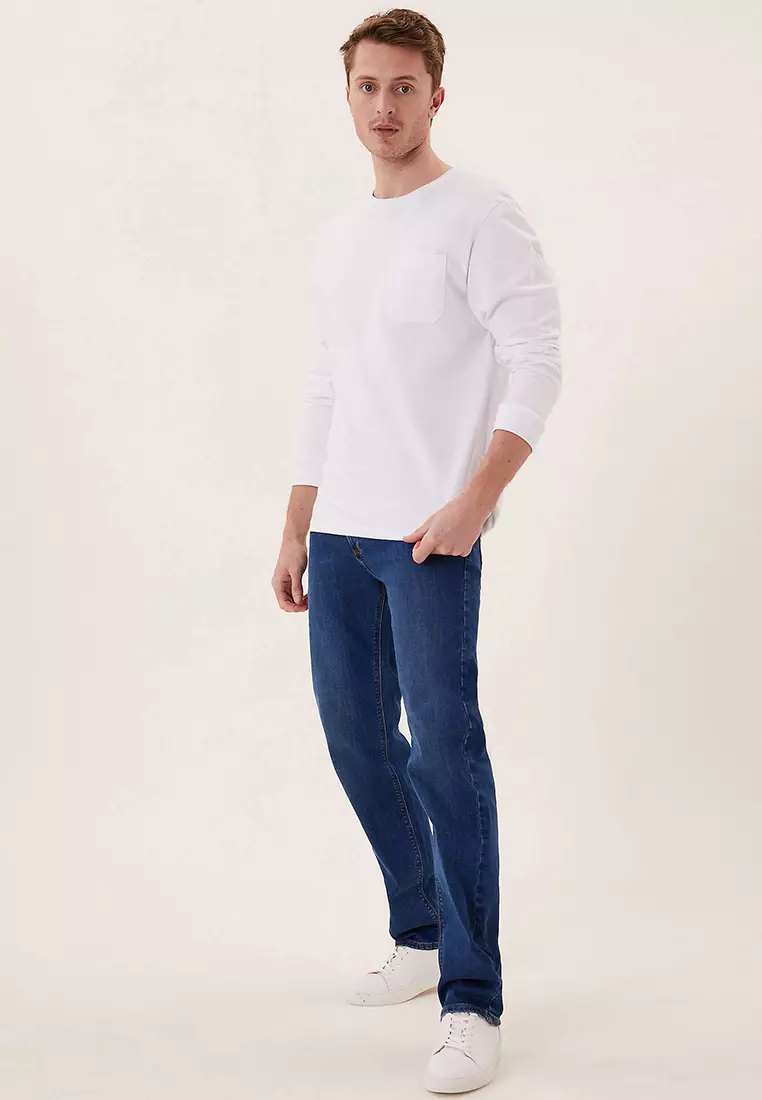 Straight Fit Stretch Jeans