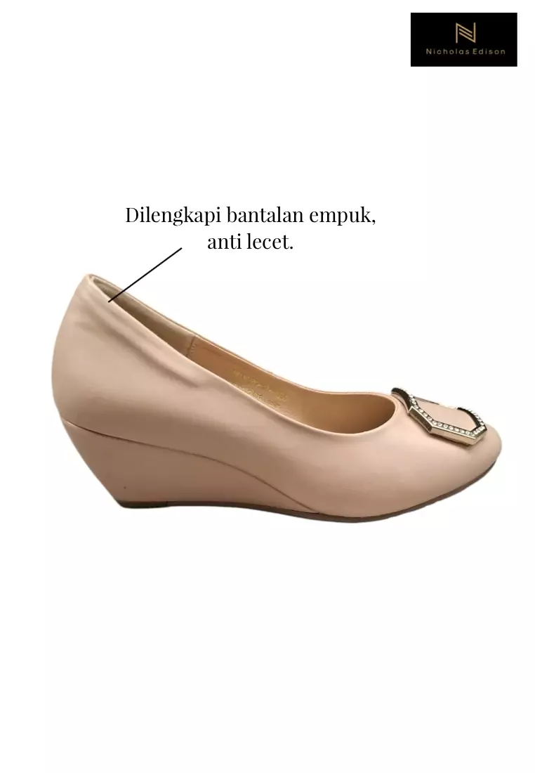 Nicholas Edison Wedge Yani Beige