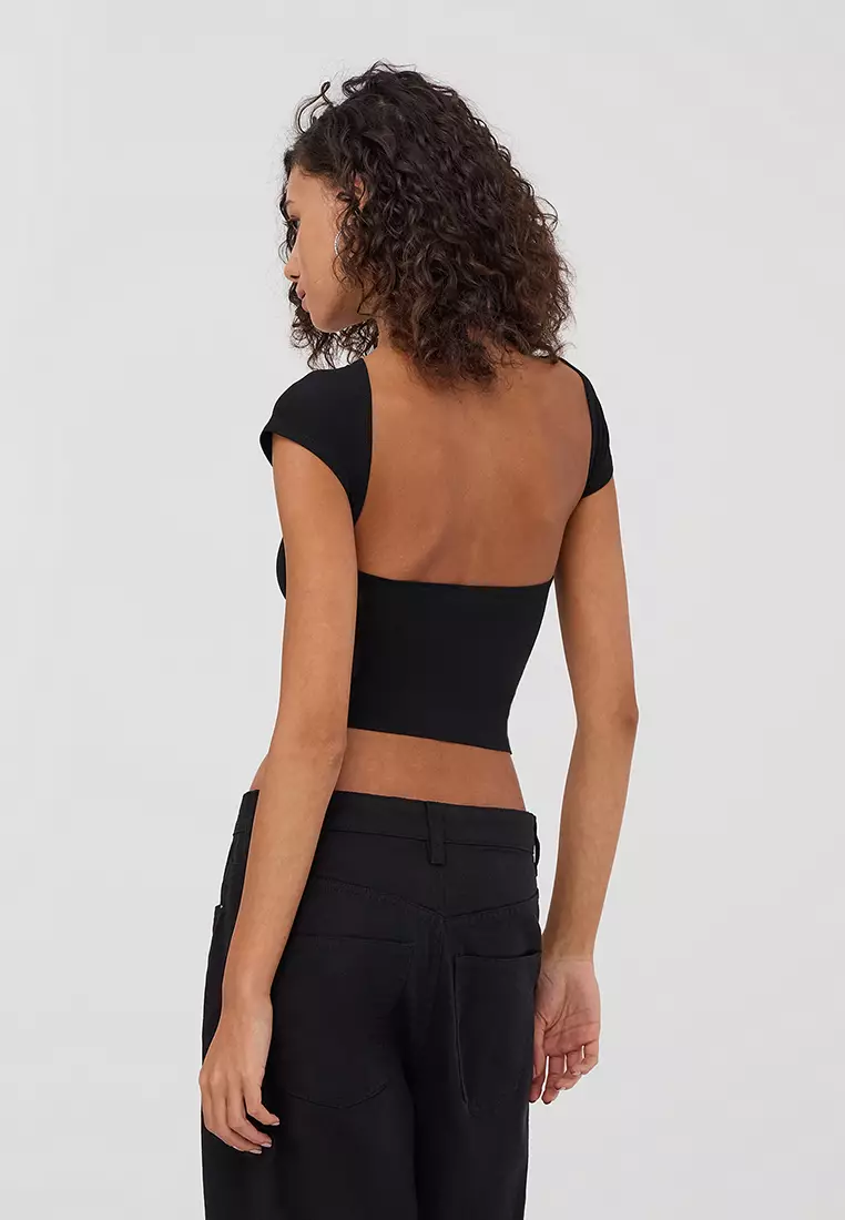 Woman Short-Sleeved T-Shirt