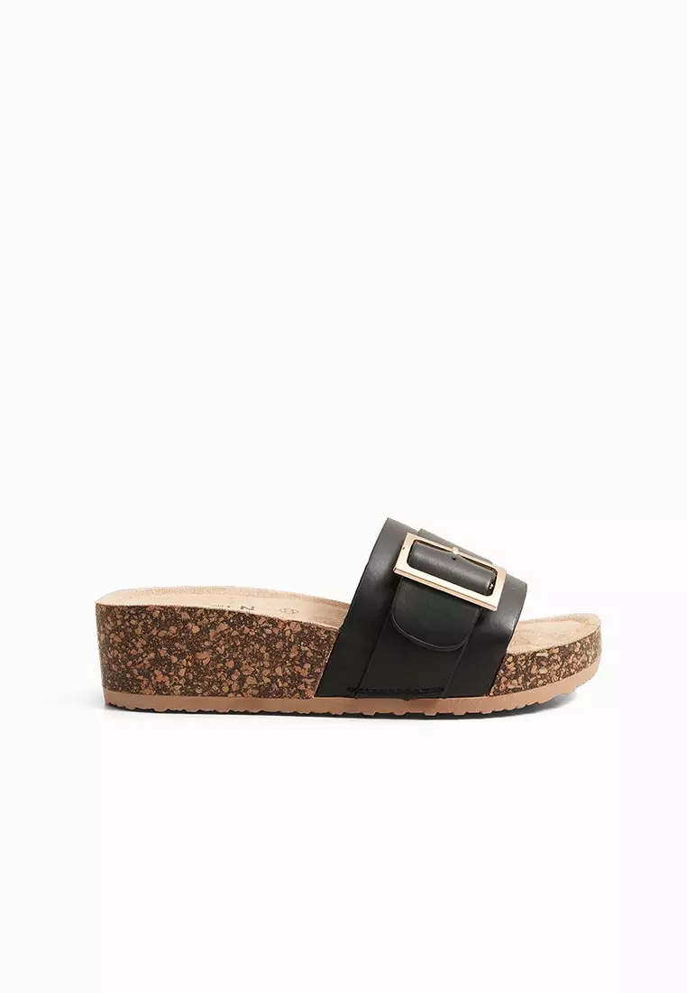 Discount on CLN  shoes - SKU: Irina Flatform Slides