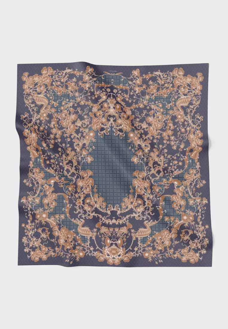 Nada 3 Satin Square - Decorate