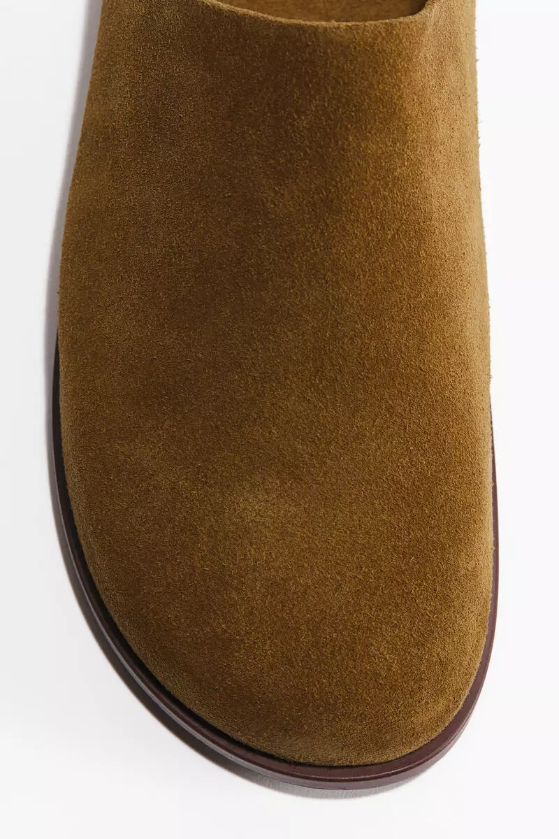 Suede footbed mules