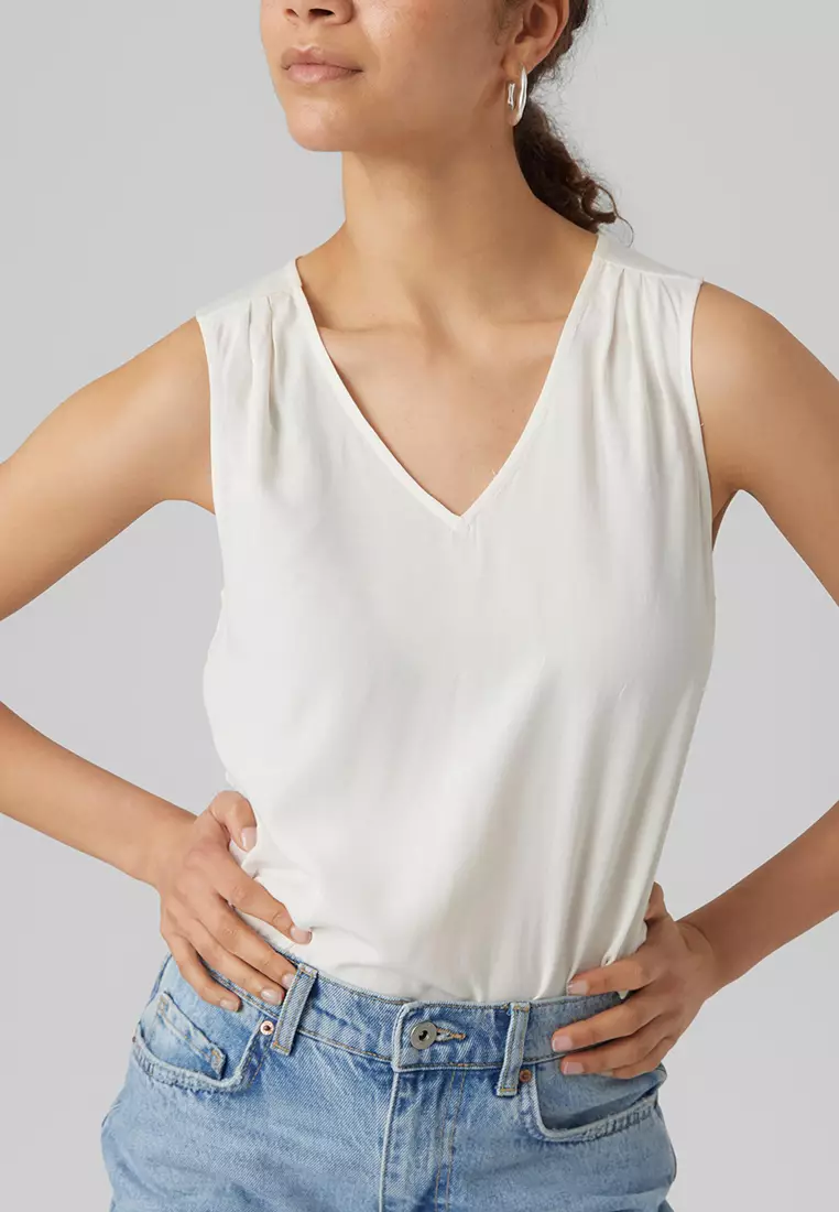 Buy sleeveless deals tops online