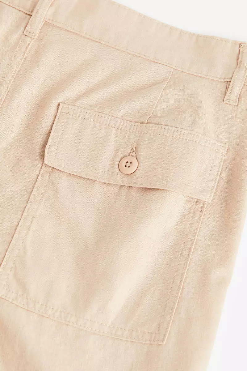 Relaxed Fit Linen-blend shorts