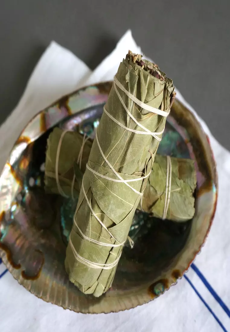 Buy diseno diseno Living California Eucalyptus Smudge Stick Bundles 4