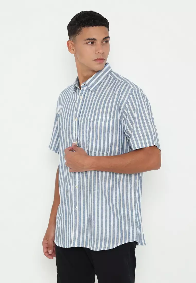 POLICE Kemeja Salur Printing Regular Fit Pria