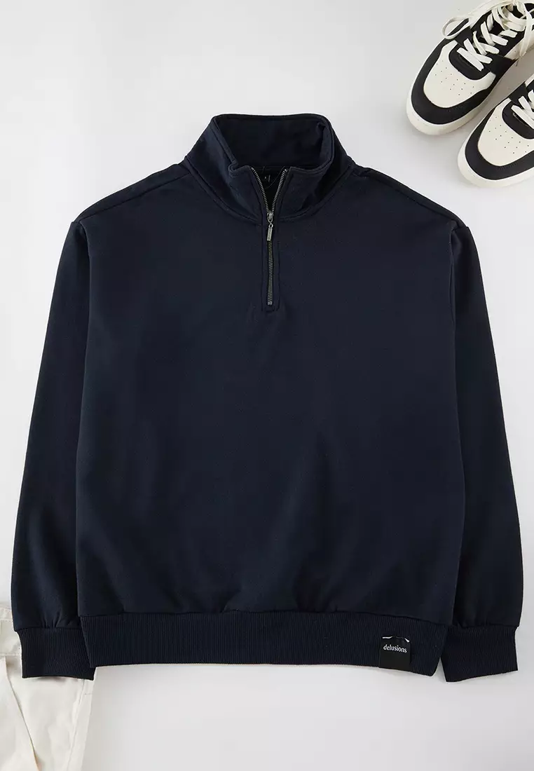 Navy Blue Oversize/Wide Cut Stand Collar Zippered Labeled Fleece Inside Sweatshirt TMNAW25SW00168