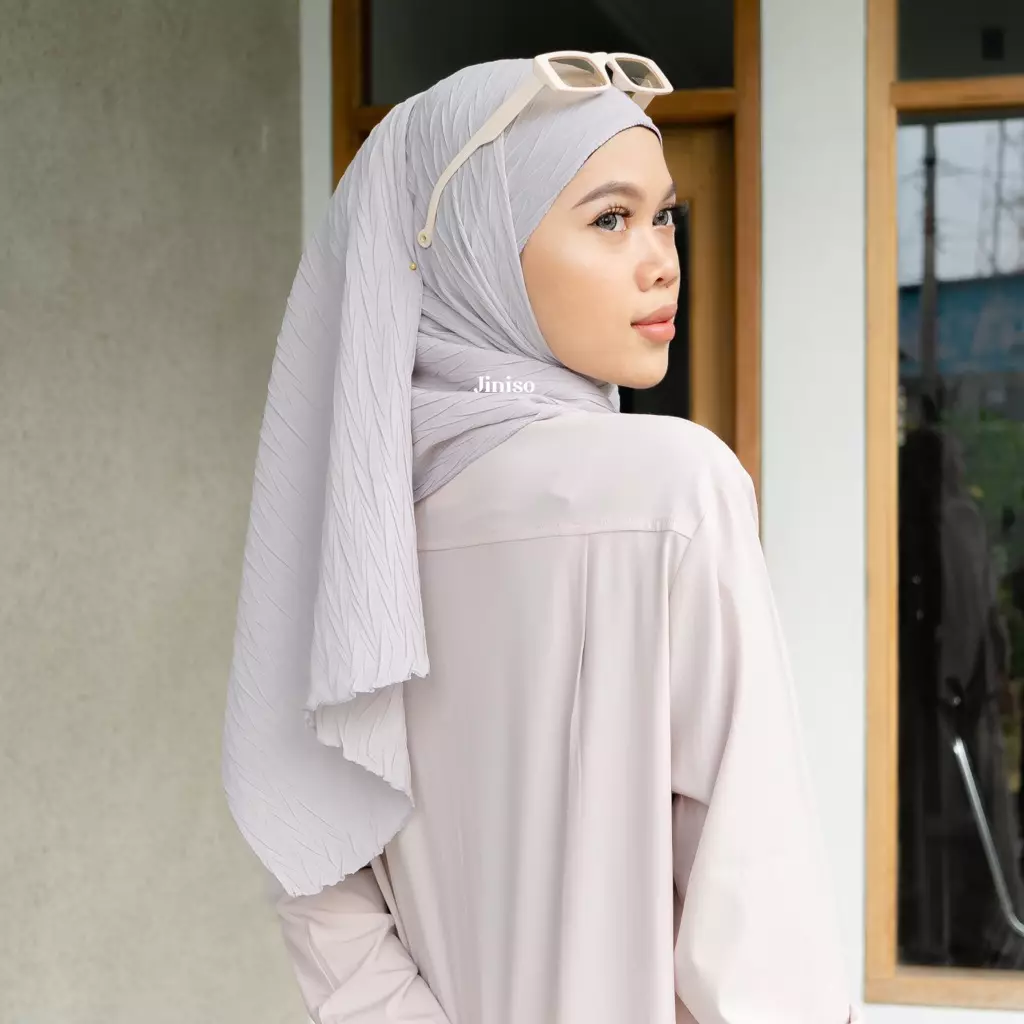 AURA Active Hijab Pashmina Flowy Plisket Breeze