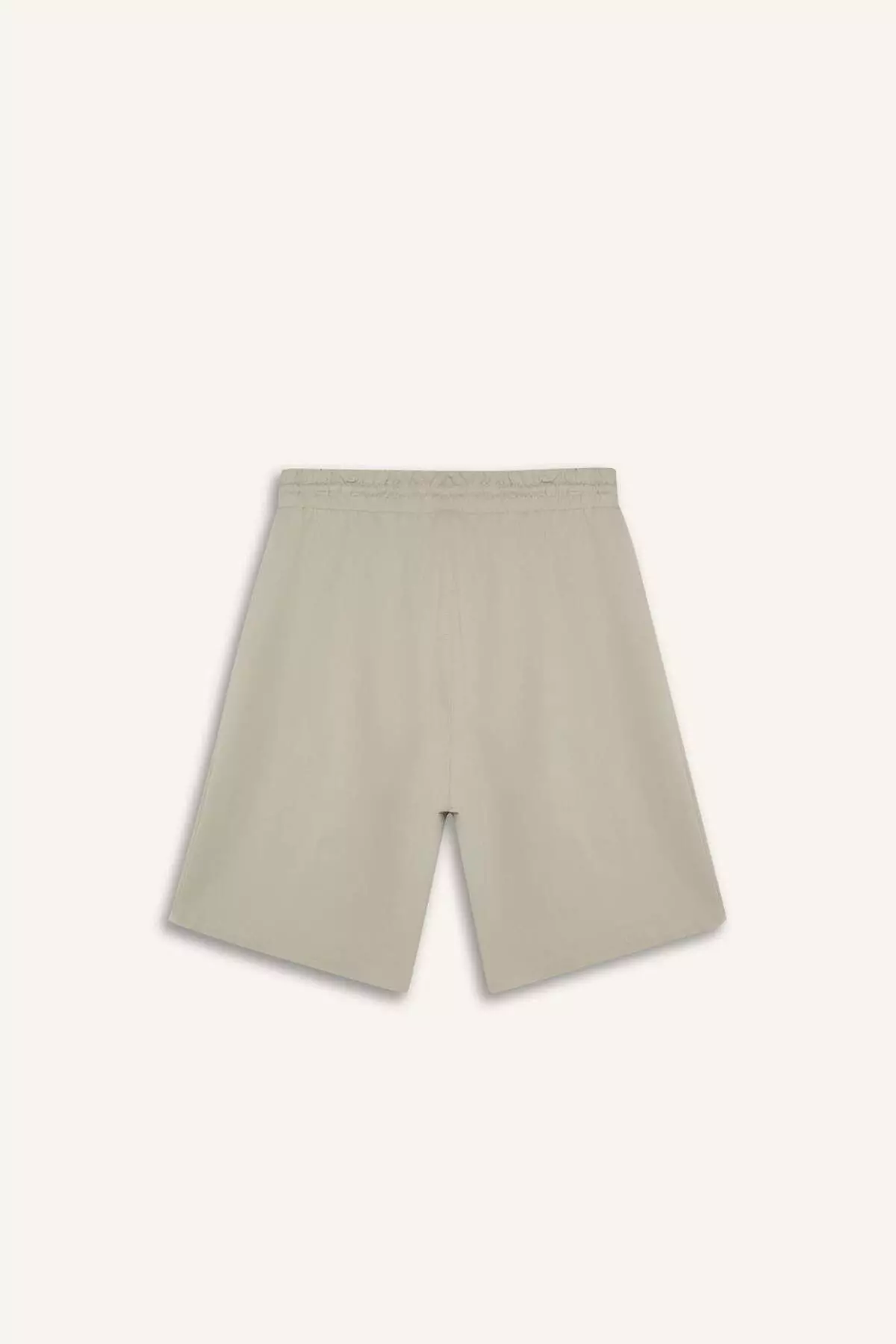 Slim Fit Tight Fit Pocket Cotton Basic Plain Bermuda Shorts W1105Az25Sp