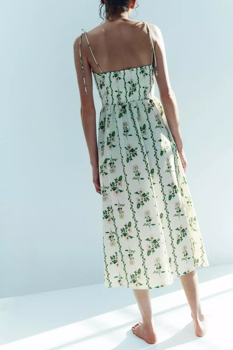 Flared-skirt strappy dress