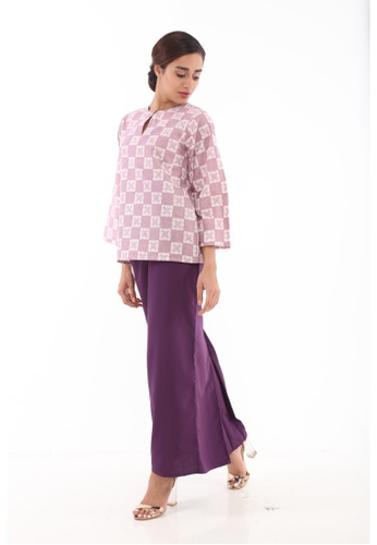 Kurung Kedah Batik Moden from Amar Amran in Purple