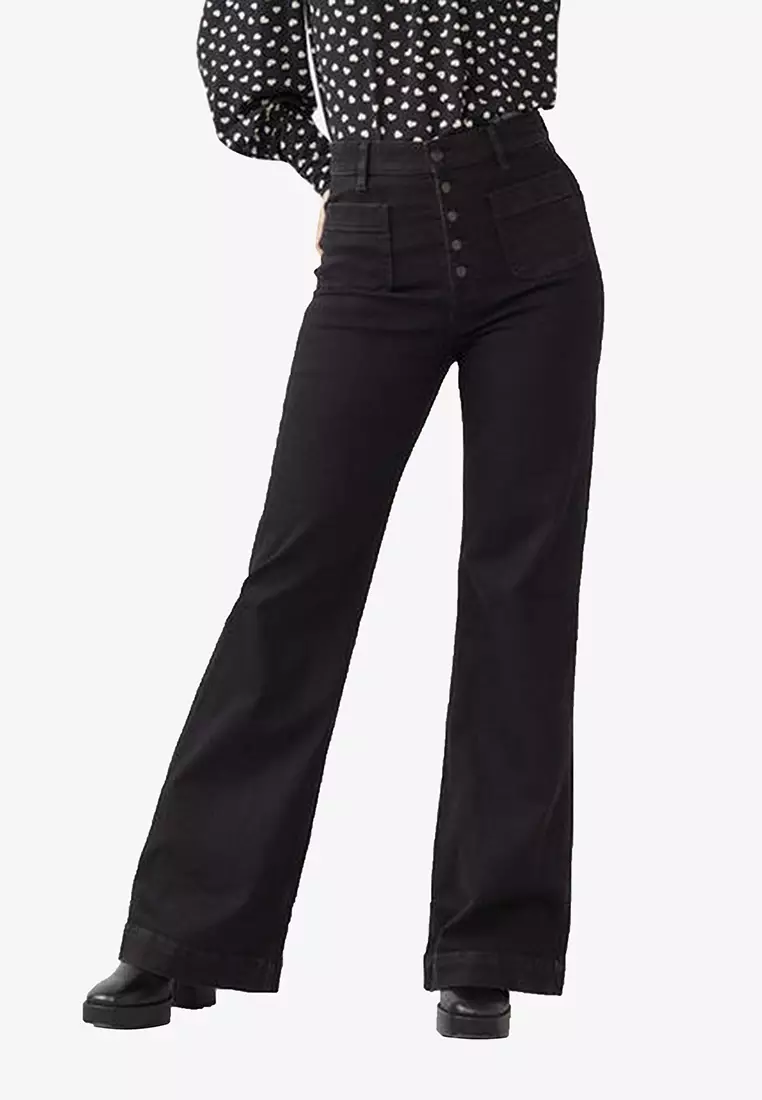 Flared Buttoned Jeans