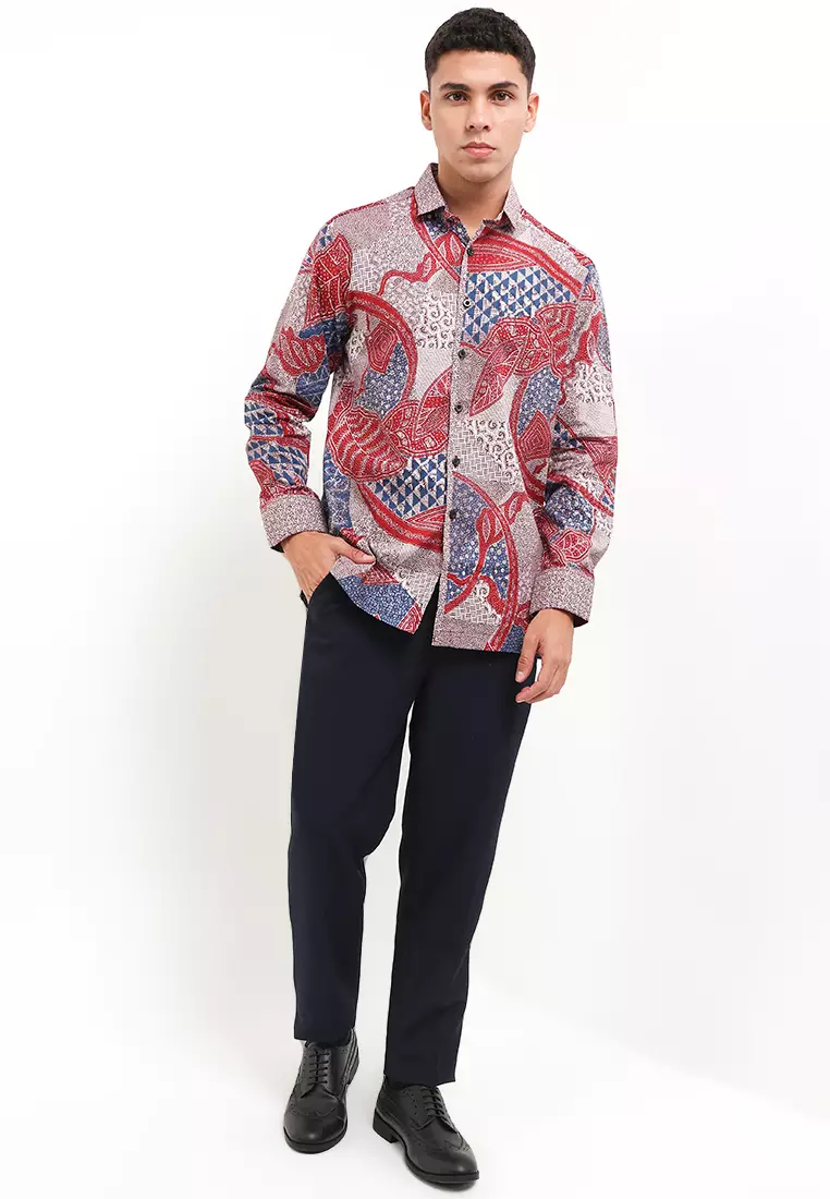 Kemeja Body Fit Batik Tumpuk