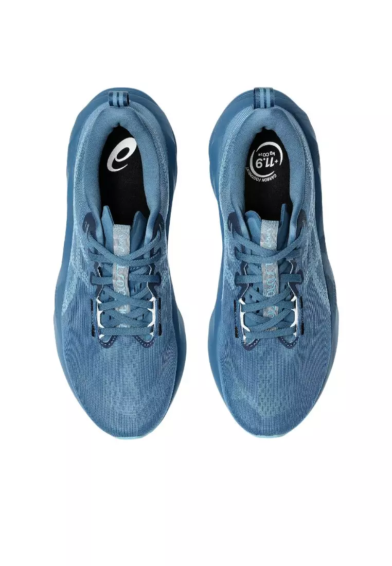 Men NOVABLAST 5 Running Shoes