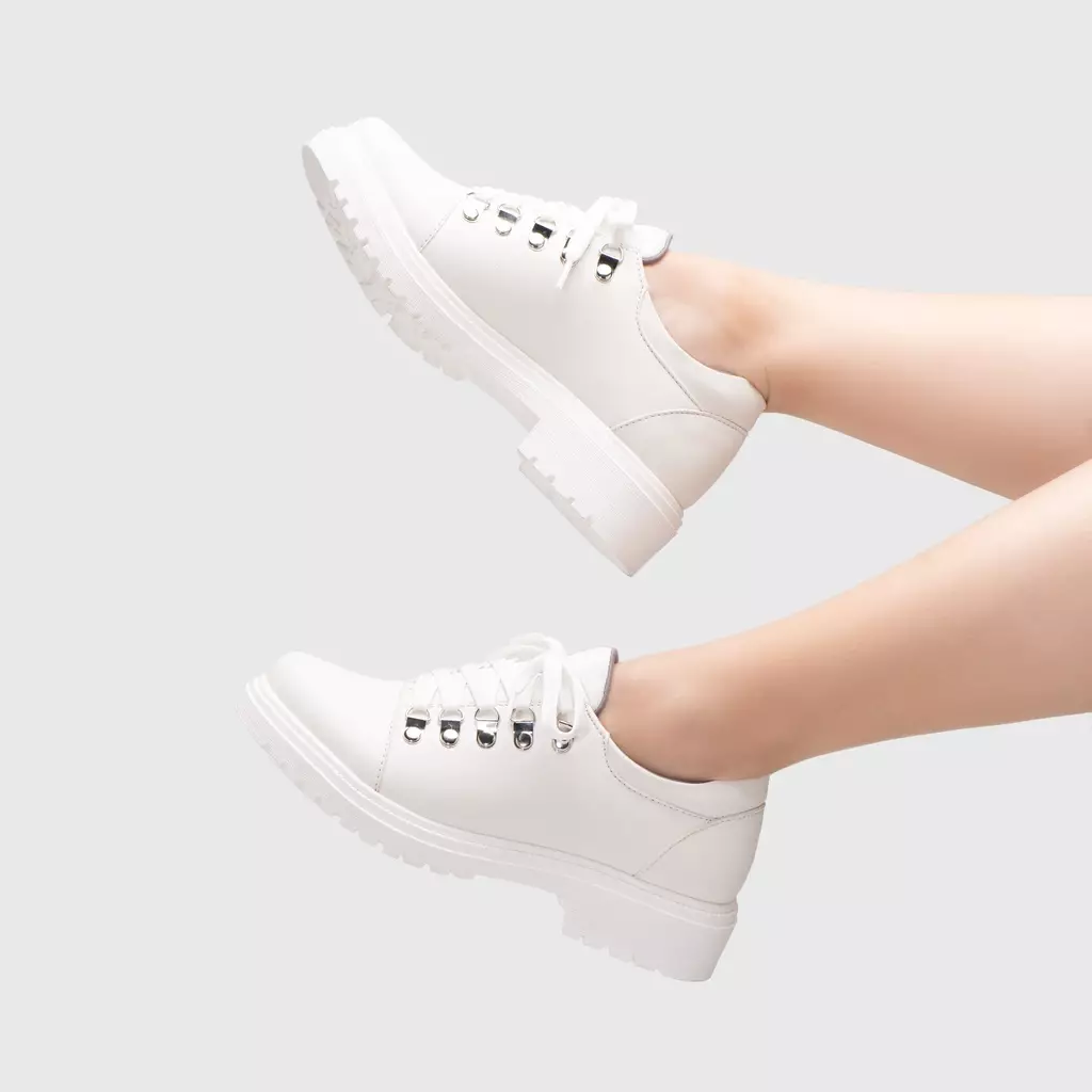 Hwasa Oxford White
