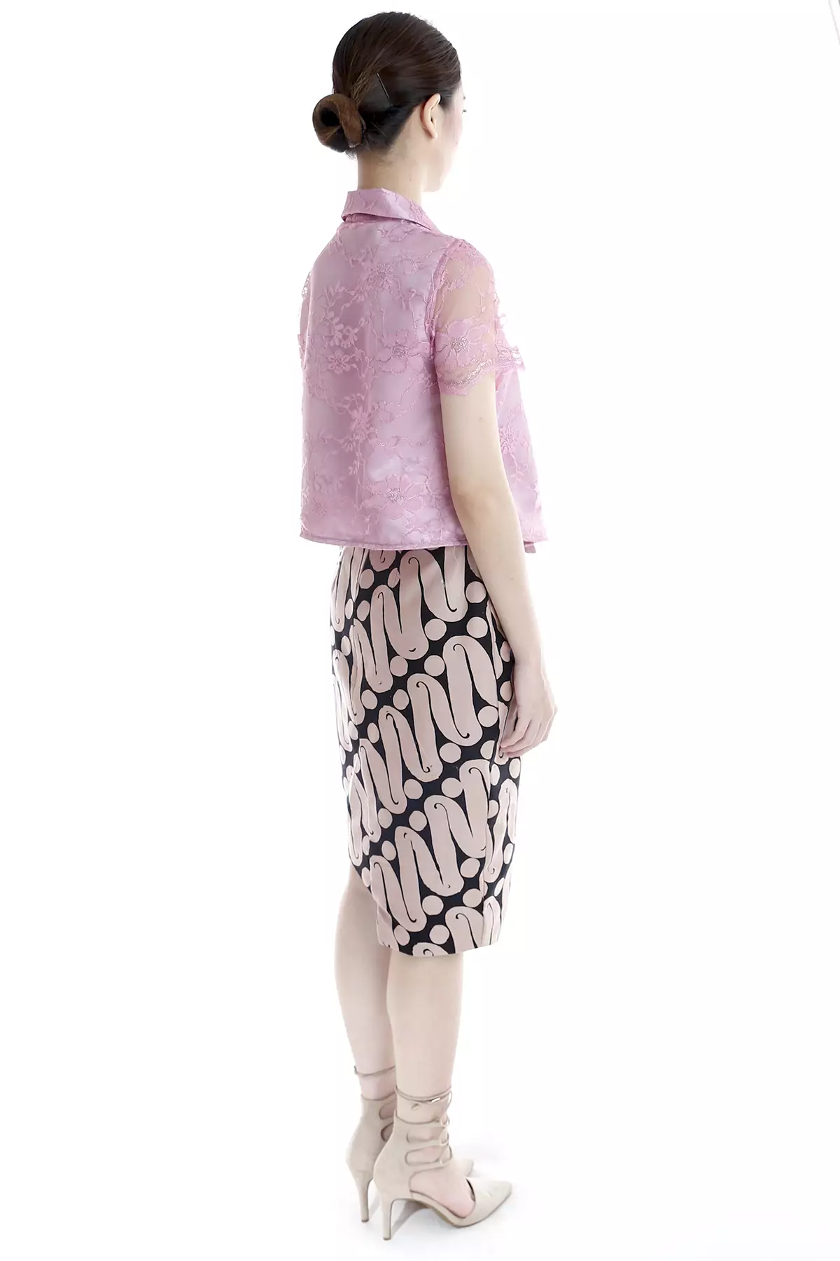 Menik Dusty Pink Kebaya