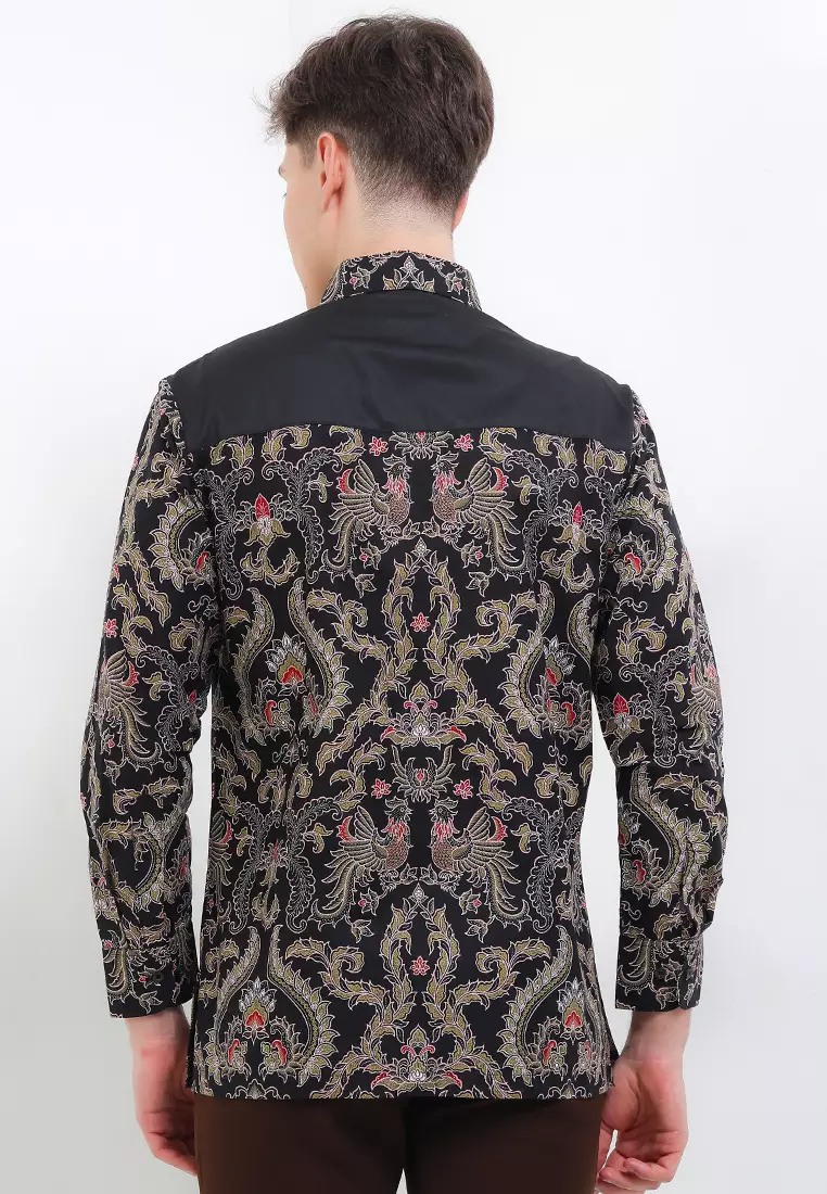 Kemeja Body Fit Batik Cokro Cemani