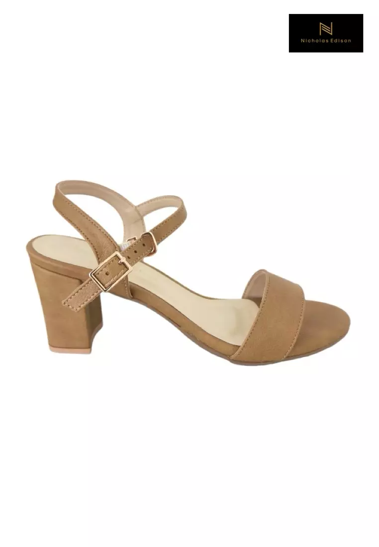 Nicholas Edison Heel Vara Camel