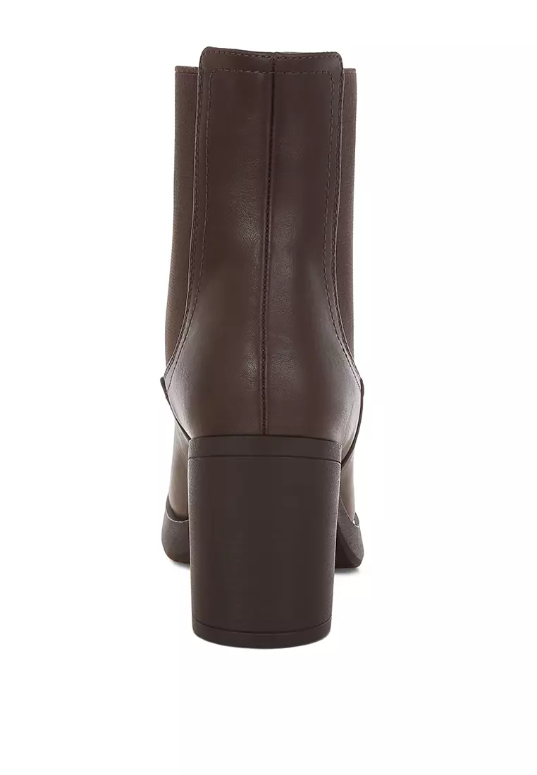 Faux Leather Chelsea Boots In Brown