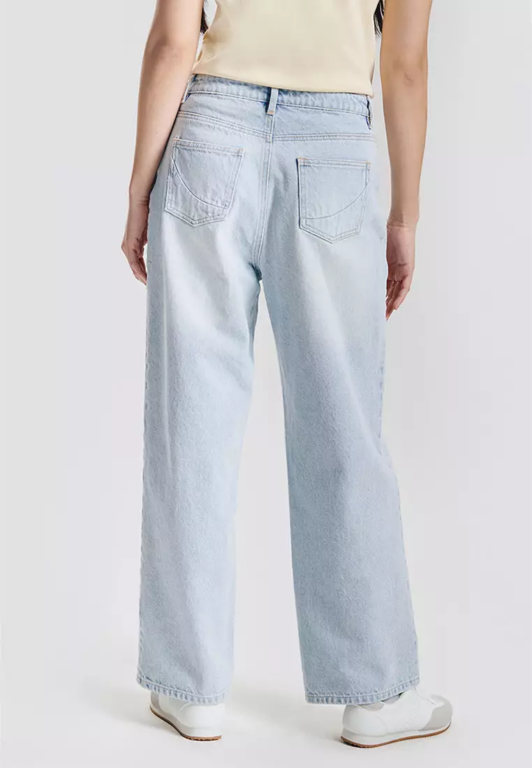 Essentials Classic Straight Fit Jeans
