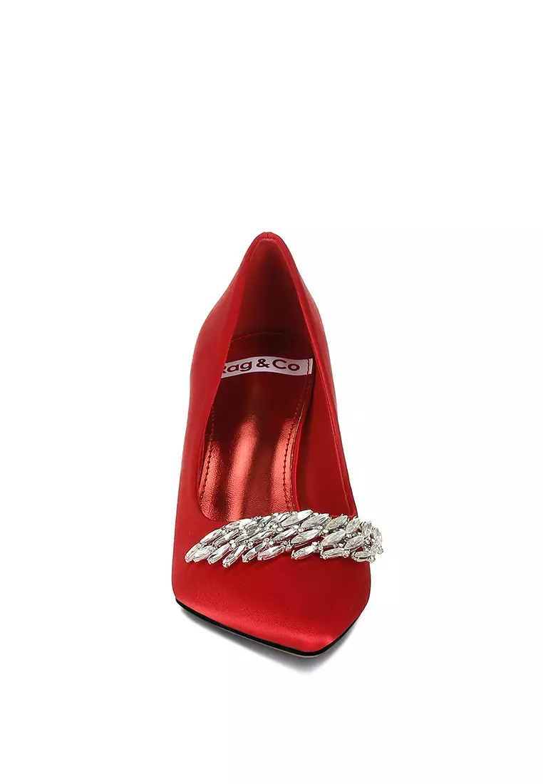 Diamante Brooch Detail Satin Pumps In Red