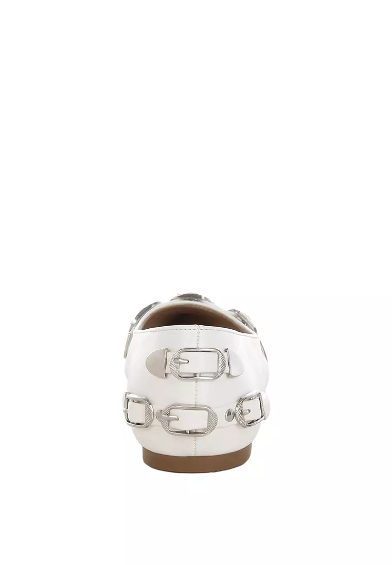 Belt Buckle Detail Ballerinas In White
