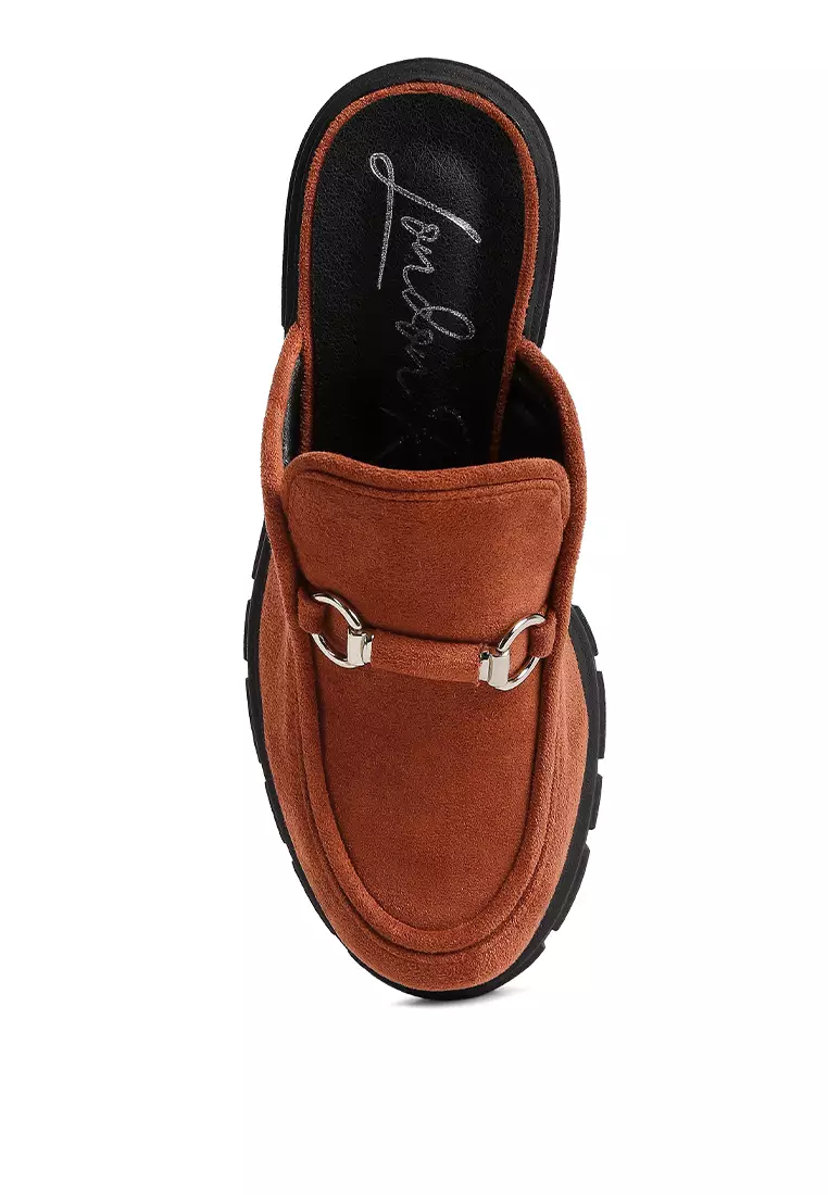 Beludru Tan Slip On Loafers