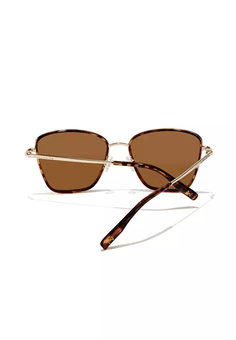 HAWKERS POLARIZED Carey Olive CHILL Sunglasses for Men and Women, Unisex. UV400 Protection. Official Product designed in Spain