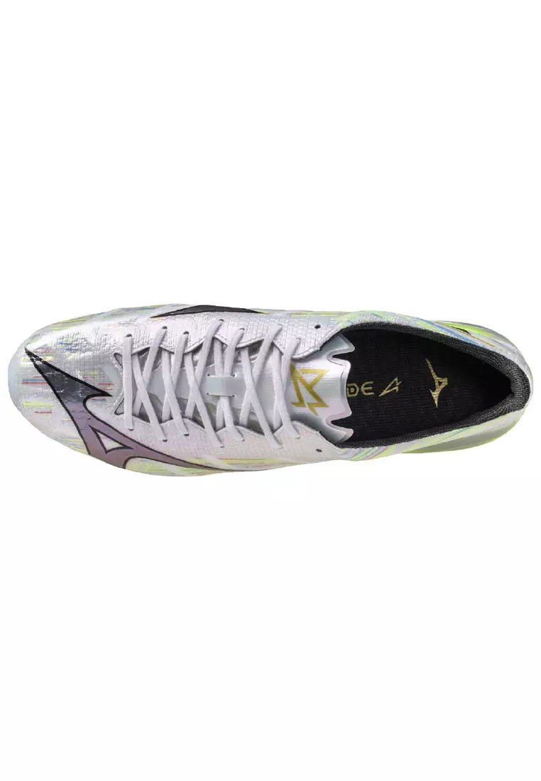 Alpha II Elite P1GA256209 Football Shoes