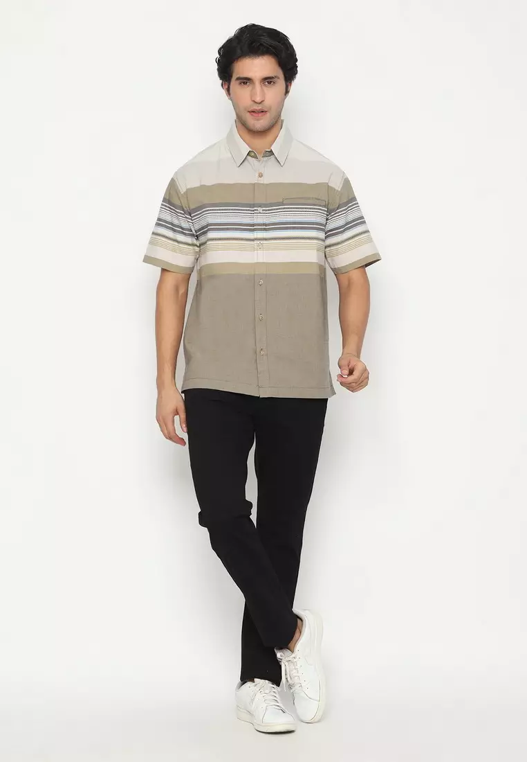 POLICE Kemeja Border Printing Cream Coklat Regular Fit Pria