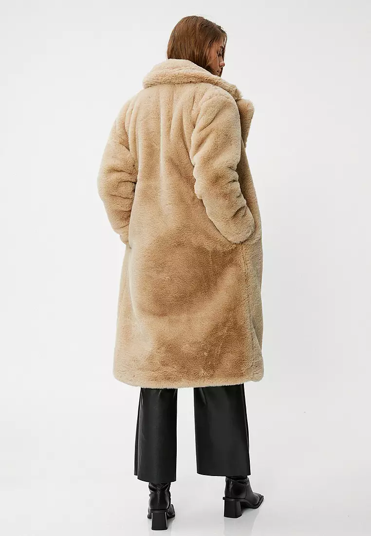 Long Plush Coat With Pocket