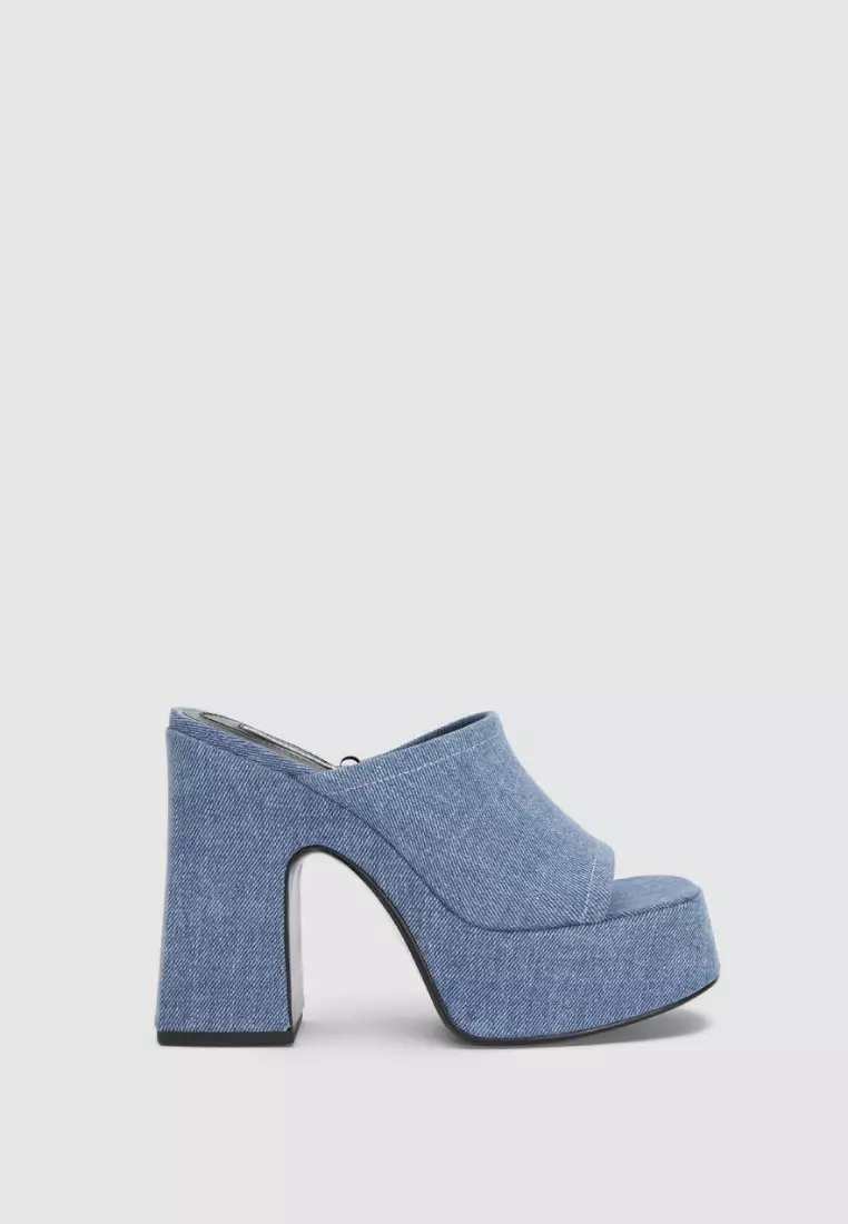 Discount on Urban Revivo  shoes - SKU: Platform Denim Slippers
