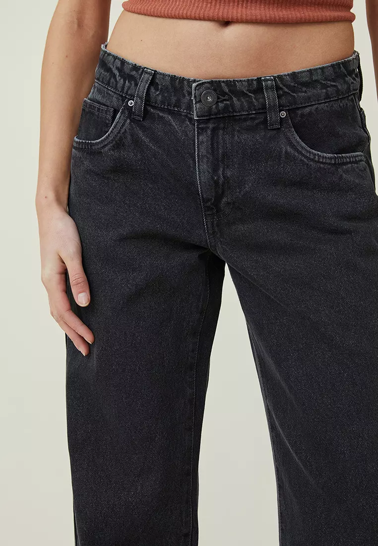 Low Rise Straight Jeans Asia Fit