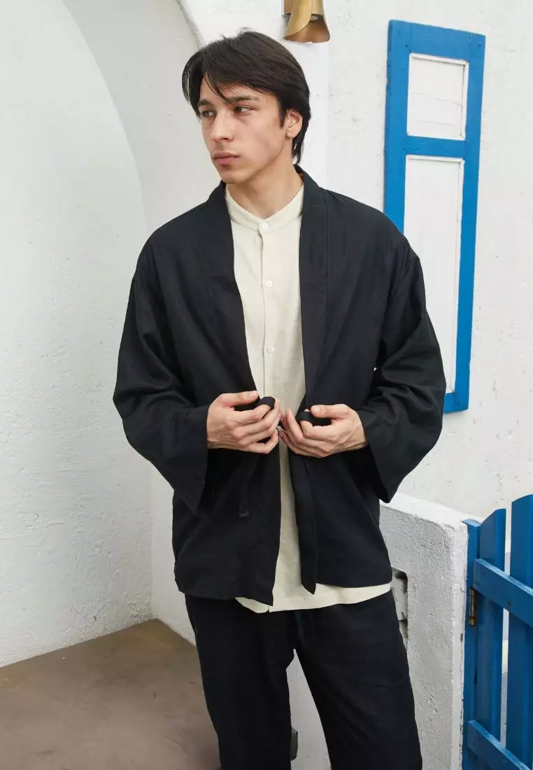 Takumi Kimono Pria Linen Lengan Panjang Warna Hitam | Long Sleeve Men's Linen Kimono Black