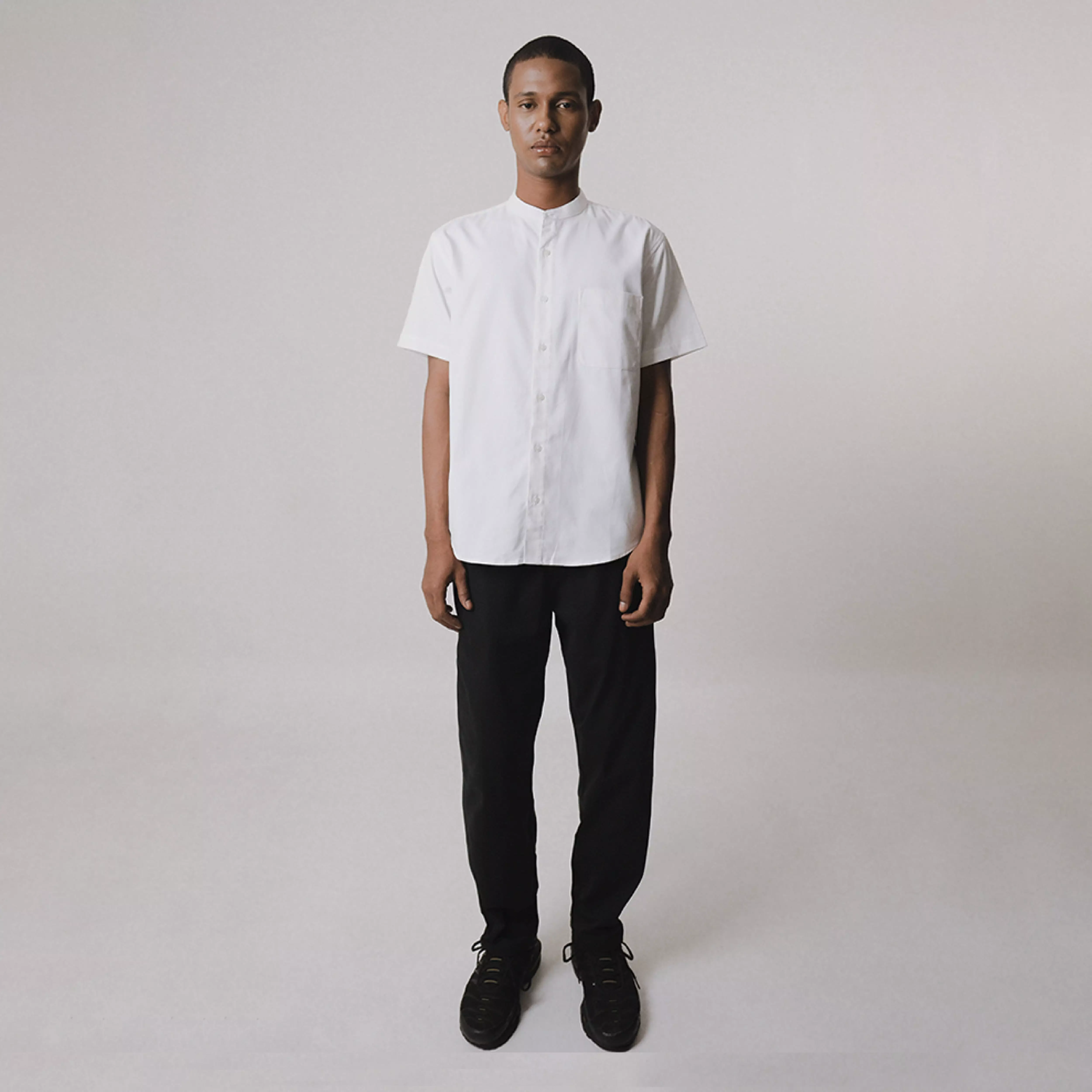 LARUSSO X Rizky Ridho - Form + Focus - Koko Ultra Soft Lengan Pendek - Standard White