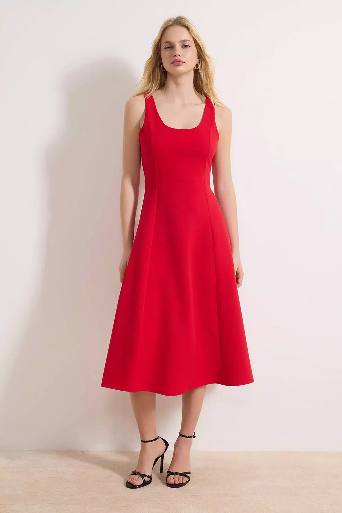 Red Skirt With Opening At The Waist Midi Woven Dress Twoss26El122
