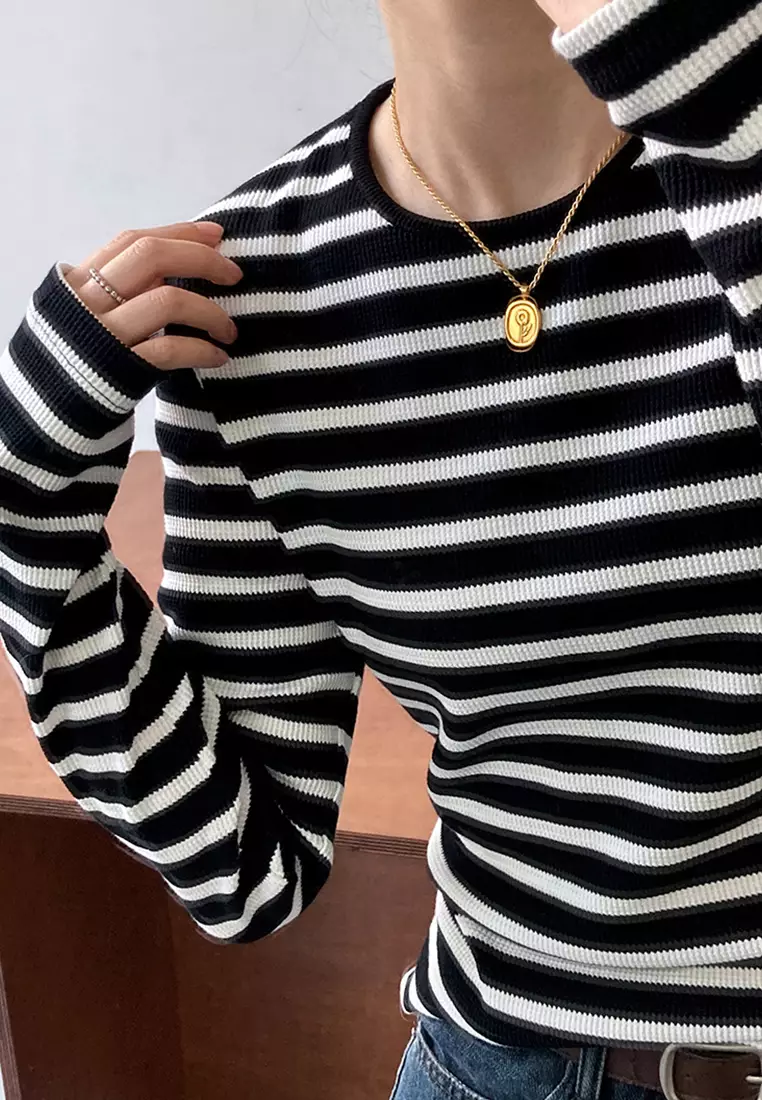 Contrast striped sleeve script clearance logo sweatshirt