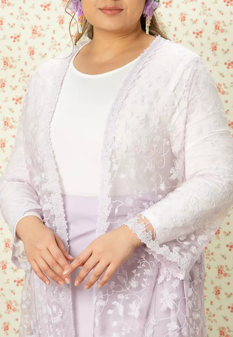 ENDAH PLUS SIZE LONG LACE KEBAYA SET