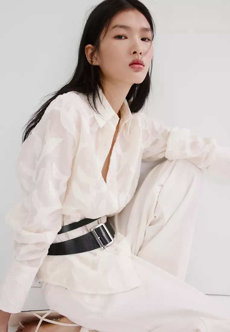 Floral Embroidery Blouse