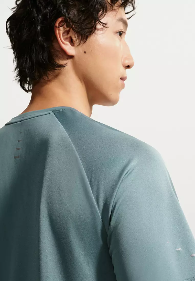 Stride Dri-FIT ADV Short-Sleeves Running Tee
