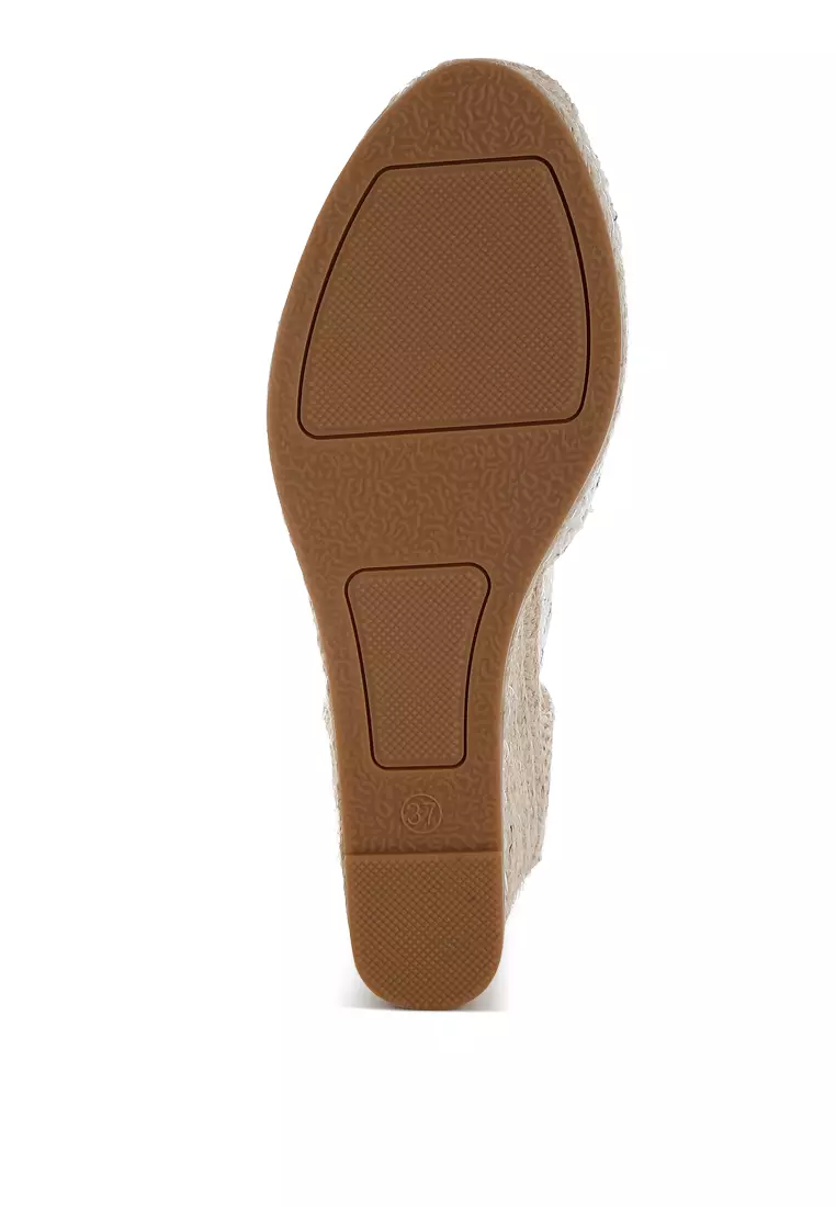 Tweed Round Toe Woven Wedges In White