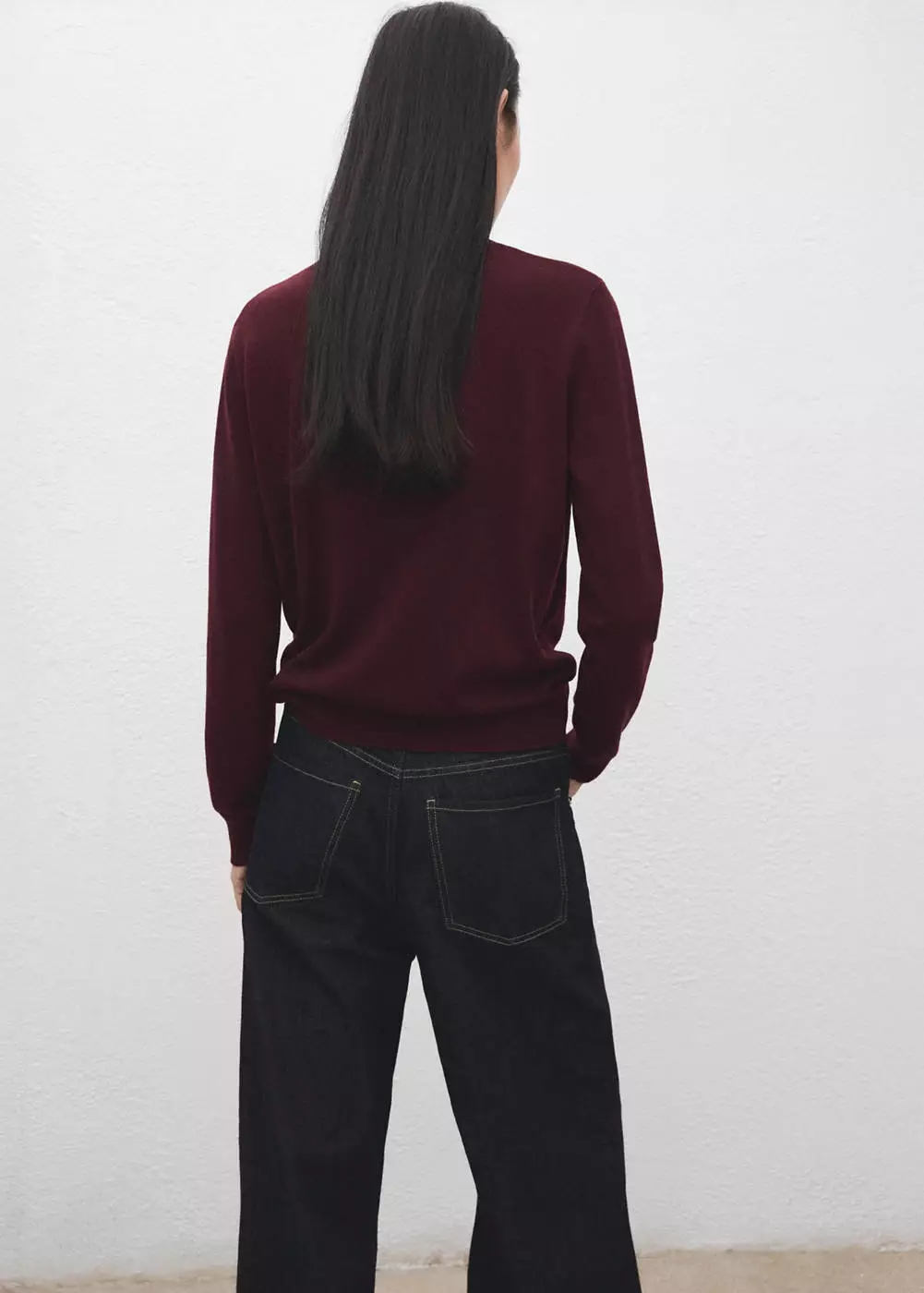 Sweater rajut leher bulat